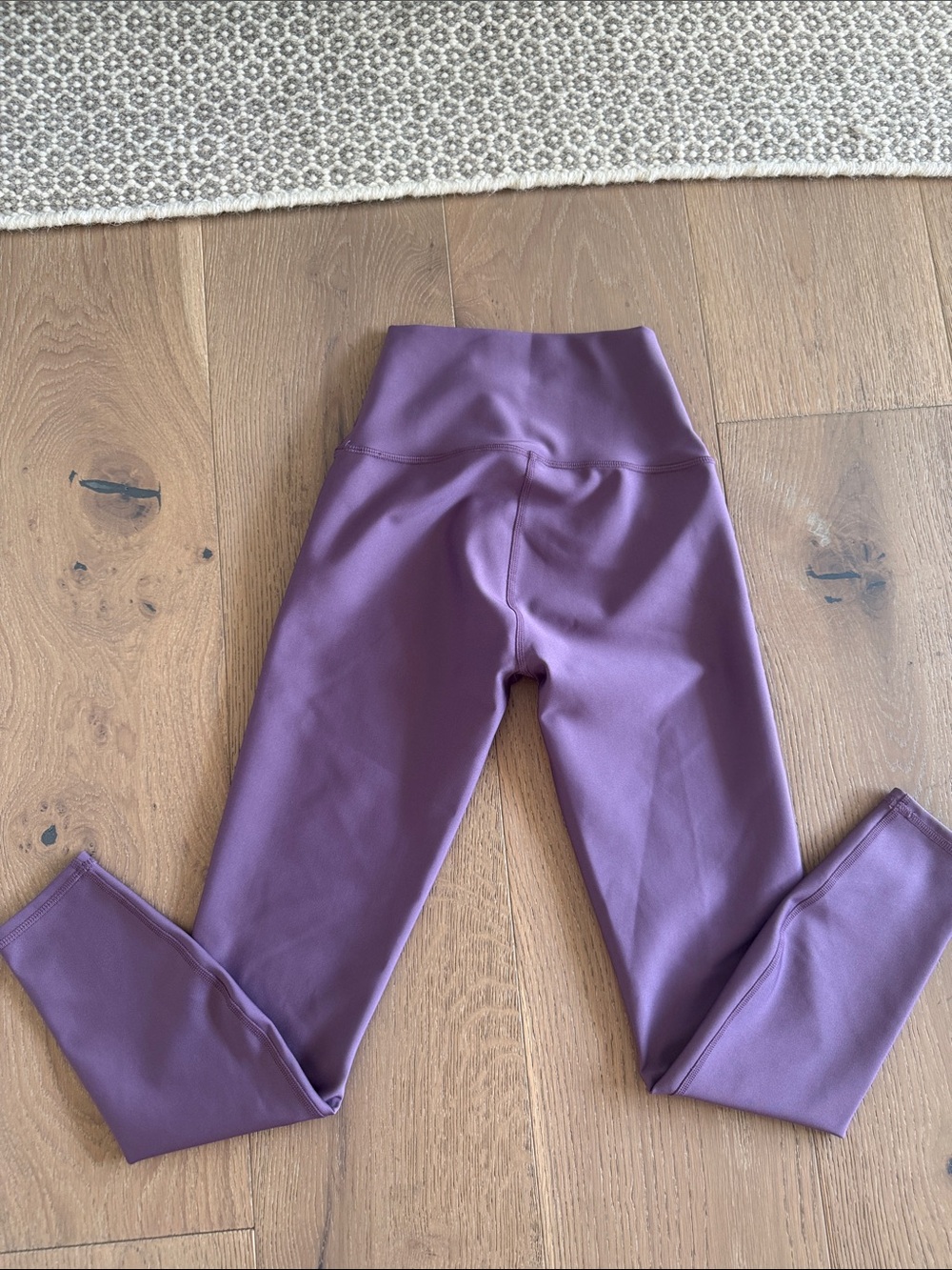 ALO Yoga Mauve High-Rise Leggings - Picture 3 of 3